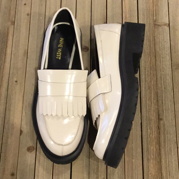Nine West Shoes - Nine West off white womens shoe  size 8